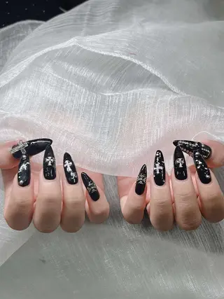 ネイル Lee Nailsのネイルデザイン