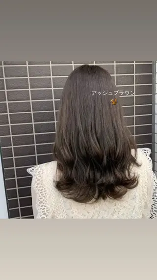 セミロング カラー 🥣ケアブリーチカ ラーTakato🥛のヘアスタイル