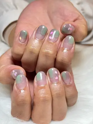 ネイル 福山 千尋のネイルデザイン