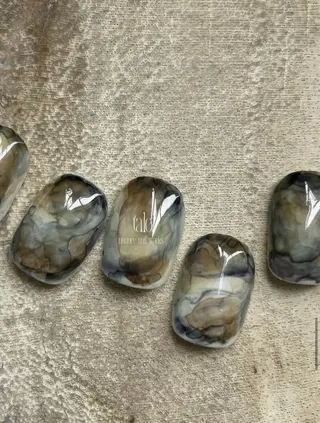 ネイル 安藤 奈知のネイルデザイン