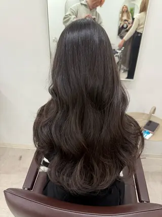 ロング WATARU/ 韓国風巻き髪のヘアスタイル