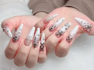 ネイル Bél Nail salonのネイルデザイン