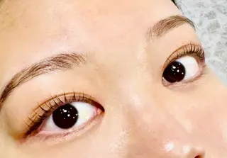 マツエク・マツパ brow bar tokyo所属・brow bar tokyo【乃木坂】のマツエク・マツパデザイン