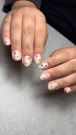 ネイル 関山 志乃のネイルデザイン