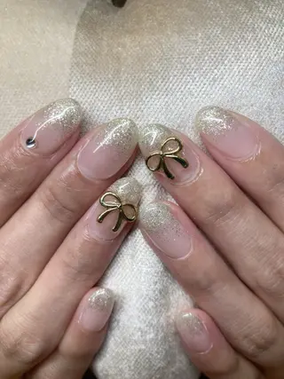 ネイル ECLAT エクラ所属・寺山 千鶴のネイルデザイン