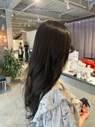 ロング カラー 松尾 輝海のヘアスタイル