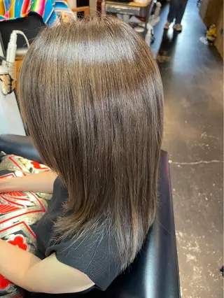 ミディアム アフィロス所属・五十嵐 舞のヘアスタイル