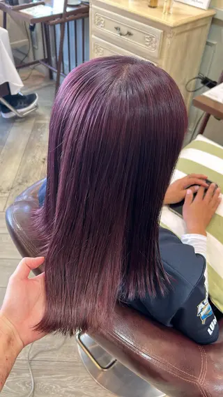 ミディアム カラー アオバ / ハイトーンカラーのヘアスタイル