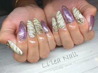 ネイル Li'leaNail AINAのネイルデザイン