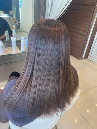 ロング カラー 佐々木 麻純のヘアスタイル