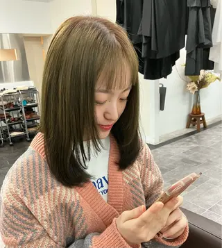 セミロング カラー 徳永 花怜のヘアスタイル