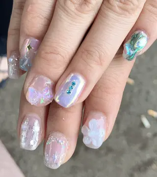 ネイル 高木 維麗絲のネイルデザイン