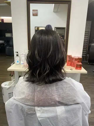 セミロング カラー 🎀艶ブリーチカラー 🎀Fan.🎀秋山のヘアスタイル