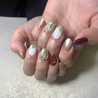 ネイル atelier　FIORITURA所属・FIORITURA aiのネイルデザイン