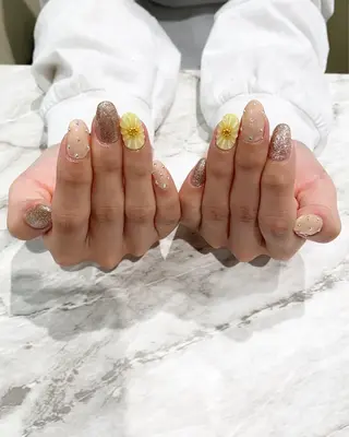 ネイル nail salon  AlgeTy所属・✴︎:.｡. MAKI.｡.:✴︎のネイルデザイン