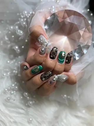 ネイル 中西 美羽のネイルデザイン