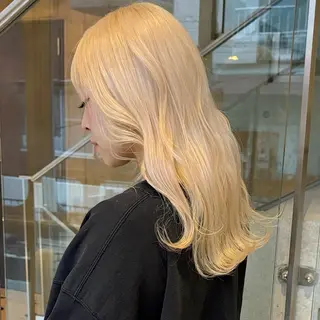 セミロング 🚨ダメージ最小限ブ リーチ特化🚨ミユウのヘアスタイル