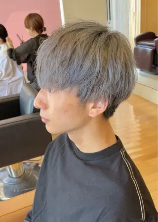 カラー メンズ エアフローアンビシャン所属・村松 寛太のヘアスタイル