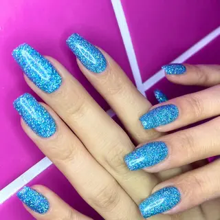 ネイル PINS16✴︎ 原宿ネイリストumiのネイルデザイン