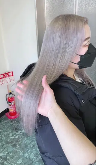 ロング カラー 難波/心斎橋/ボブ/ 髪質改善/ハイトーンのヘアスタイル