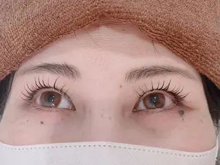 マツエク・マツパ SINCERELY シンシアリー🌈のネイルデザイン