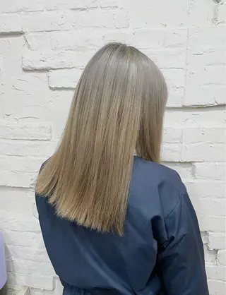 セミロング カラー 【ピンク/韓国ヘア/ ヘアセット】亜海のヘアスタイル