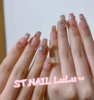 ネイル エスティーネイル ルルのネイルデザイン