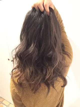 セミロング カラー due hair 京都駅前店 MILBON オージュア認定サロン【デューヘアー】所属・ハイトーンブリーチ 土坂　由志【京都】のヘアスタイル