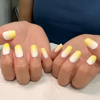 ネイル RIEKO🍒 ワンホン♡推しネイルのネイルデザイン