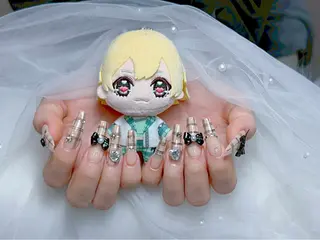 ネイル Mio_ Noiranailのネイルデザイン