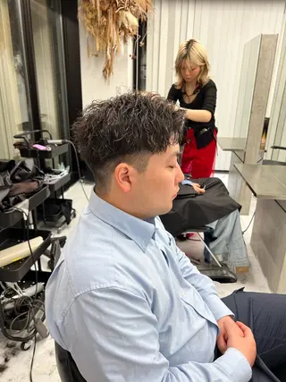 パーマ ADITION所属・ロン毛美容師 タイチ👽のヘアスタイル