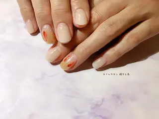 ネイル 伊藤 美里のネイルデザイン