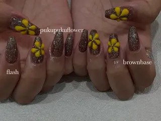 ネイル Lusso Cocoroのネイルデザイン