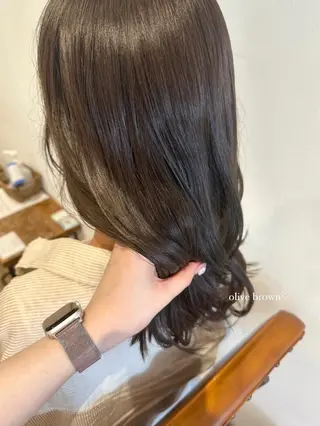 ロング カラー パーマ ヘアアレンジ キッズ ネイル マツエク・マツパ アイブロウ Himawari♡ 柔らかいカラーのヘアスタイル
