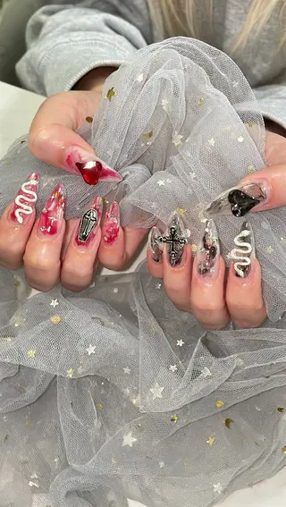 ネイル ネイルサロンエクラ 🫧Shizukaのネイルデザイン