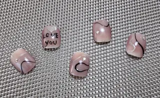 ネイル B·U Nail大宮 長さだし専門店のネイルデザイン