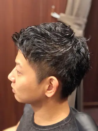 ショート hiroginza新橋銀座口店モデル専用所属・岩間 佳祐のヘアスタイル