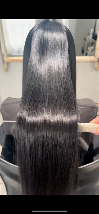 ロング être所属・丸山 寛のヘアスタイル