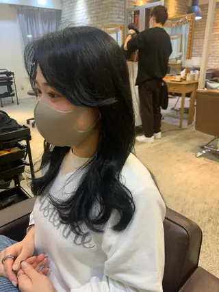 ロング カラー 韓国🇰🇷髪質改善 Chisaki치사키のヘアスタイル