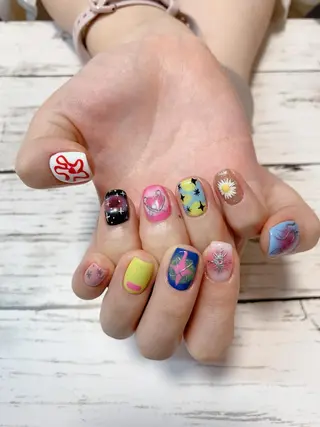 ネイル ゆず秋葉原 Vickyのネイルデザイン