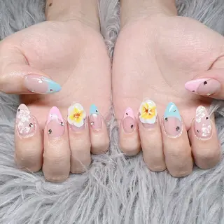 ネイル 個室ネイルサロンDolly  Girl〜ドーリーガール〜所属・DollyGirl KYOKOのネイルデザイン