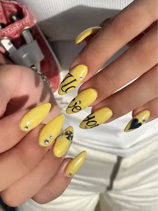 ネイル aya 🍓のネイルデザイン