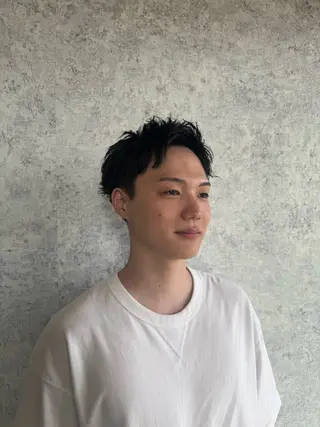 ショート 村松　和磨/ケアブ リーチ/メンズパーマのヘアスタイル