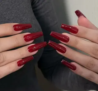 ネイル 相沢 さやかのネイルデザイン