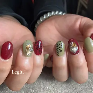 ネイル Legit nail salonのネイルデザイン