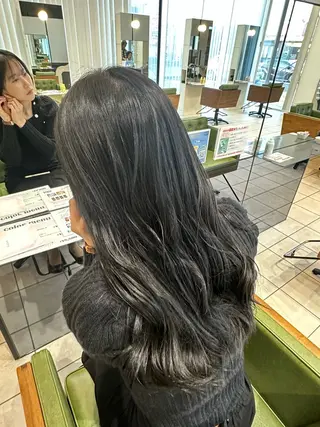 カラー 安藤 太一のヘアスタイル
