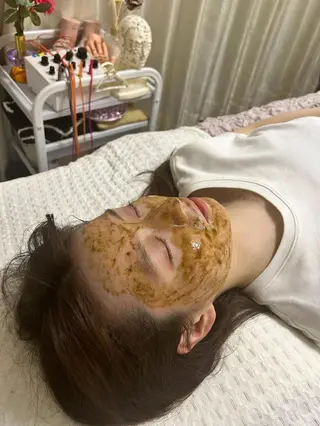 美容鍼灸サロン mahoroba院長のエステ・リラクイメージ