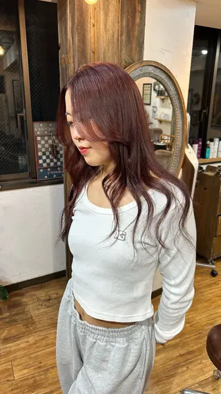 ロング カラー 180° OneEightyDegrees 中目黒所属・Himari 【ハイトーンカラー】のヘアスタイル