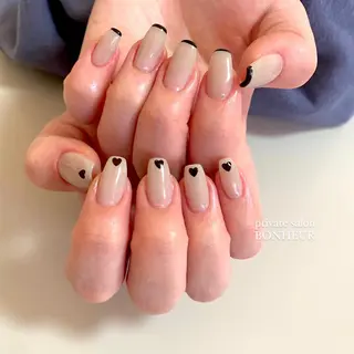 ネイル BONHEUR Annaのネイルデザイン