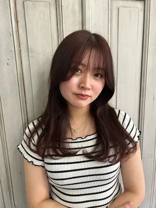 セミロング 韓国ネイル🤍 イワサキ　リコ🍒のネイルデザイン